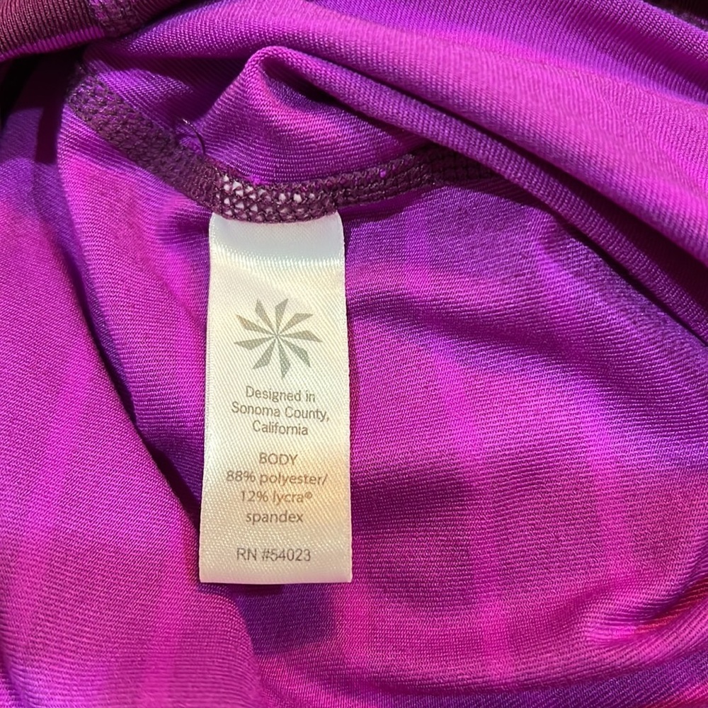 Athleta Womens Violet Purple Striped Workout Mid Rise Capri Cropped Leggings - Picture 5 of 5